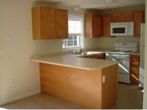 75 - 2 Treaty Court, Fremont, NH 03044