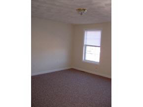 75 - 2 Treaty Court, Fremont, NH 03044