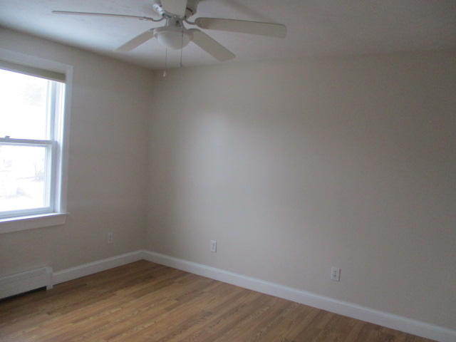 21 Adelaide StHudson, NH, 03051Hillsborough County