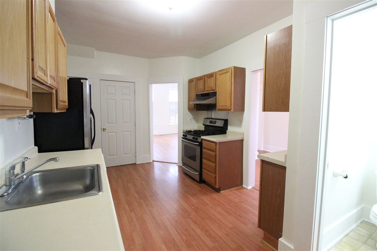 2 Library Street, Hudson, NH 03051