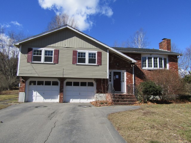 8 Mercury DrLondonderry, NH, 03053Rockingham County