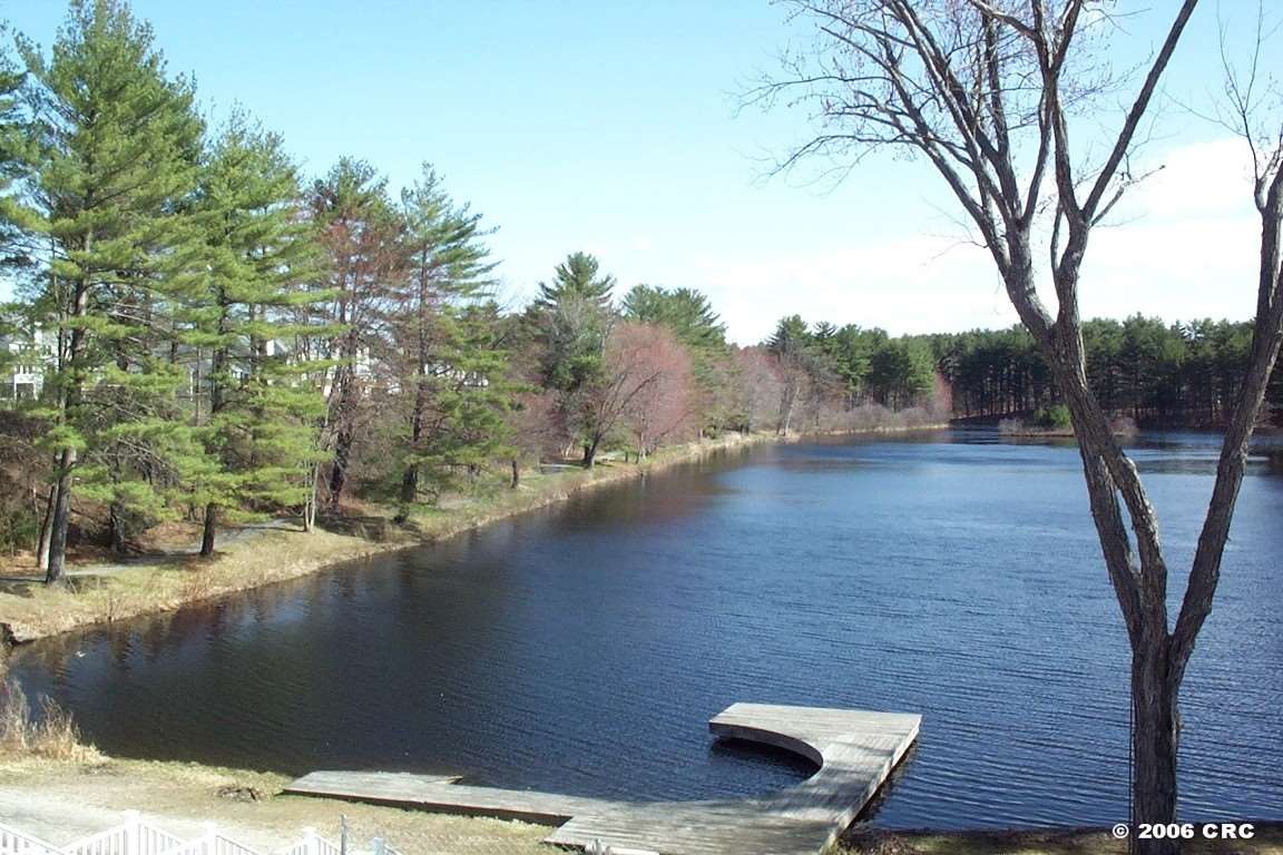 2 Winding Pond Road, Londonderry, NH 03053