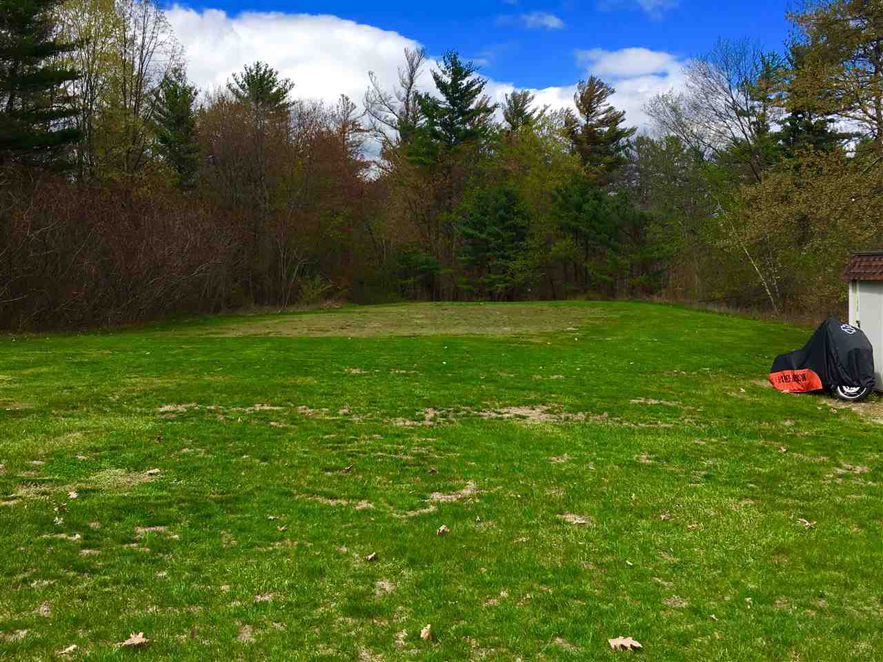 153 L Capitol Hill Drive, Londonderry, NH 03053