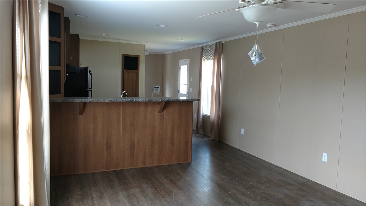 4 Pinto Lane, Londonderry, NH 03053