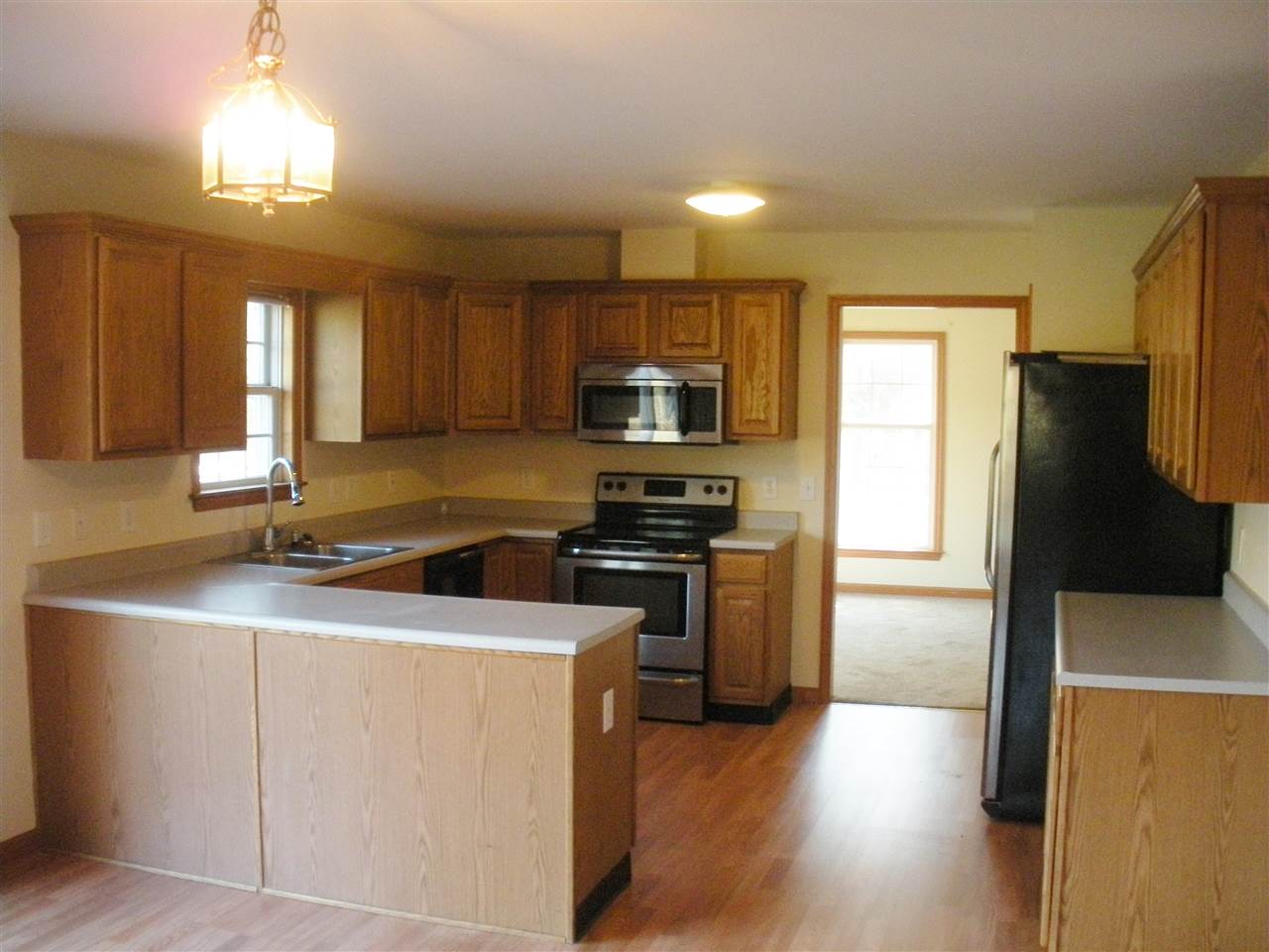 41 Bedford Rd, Merrimack, NH 03054