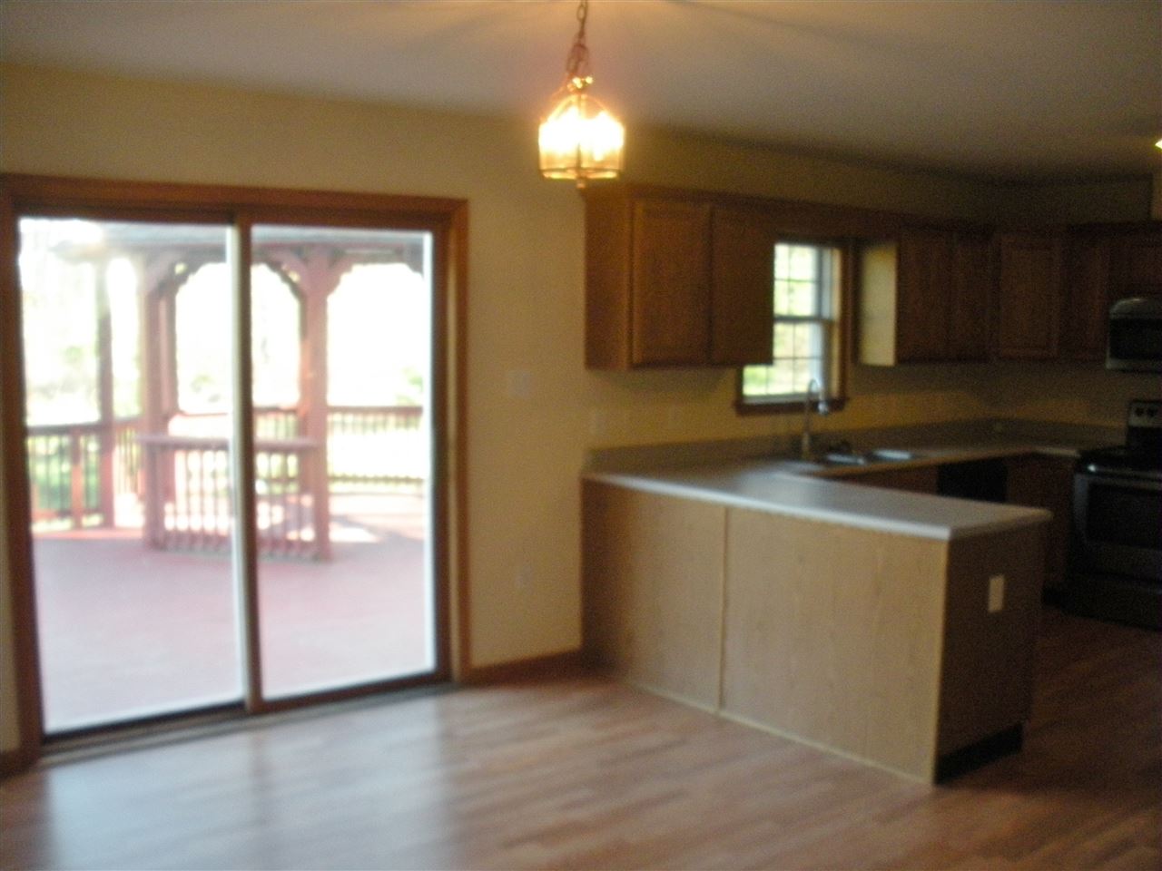 41 Bedford Rd, Merrimack, NH 03054