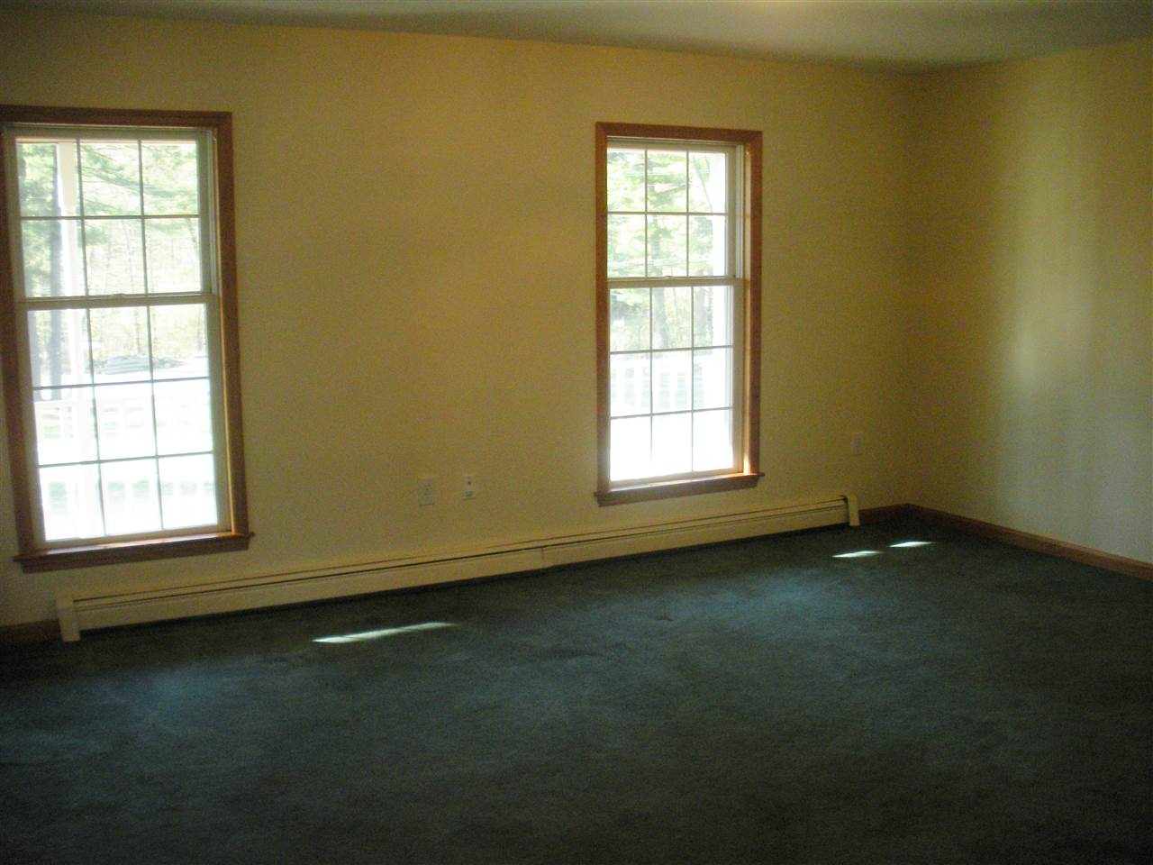 41 Bedford Rd, Merrimack, NH 03054
