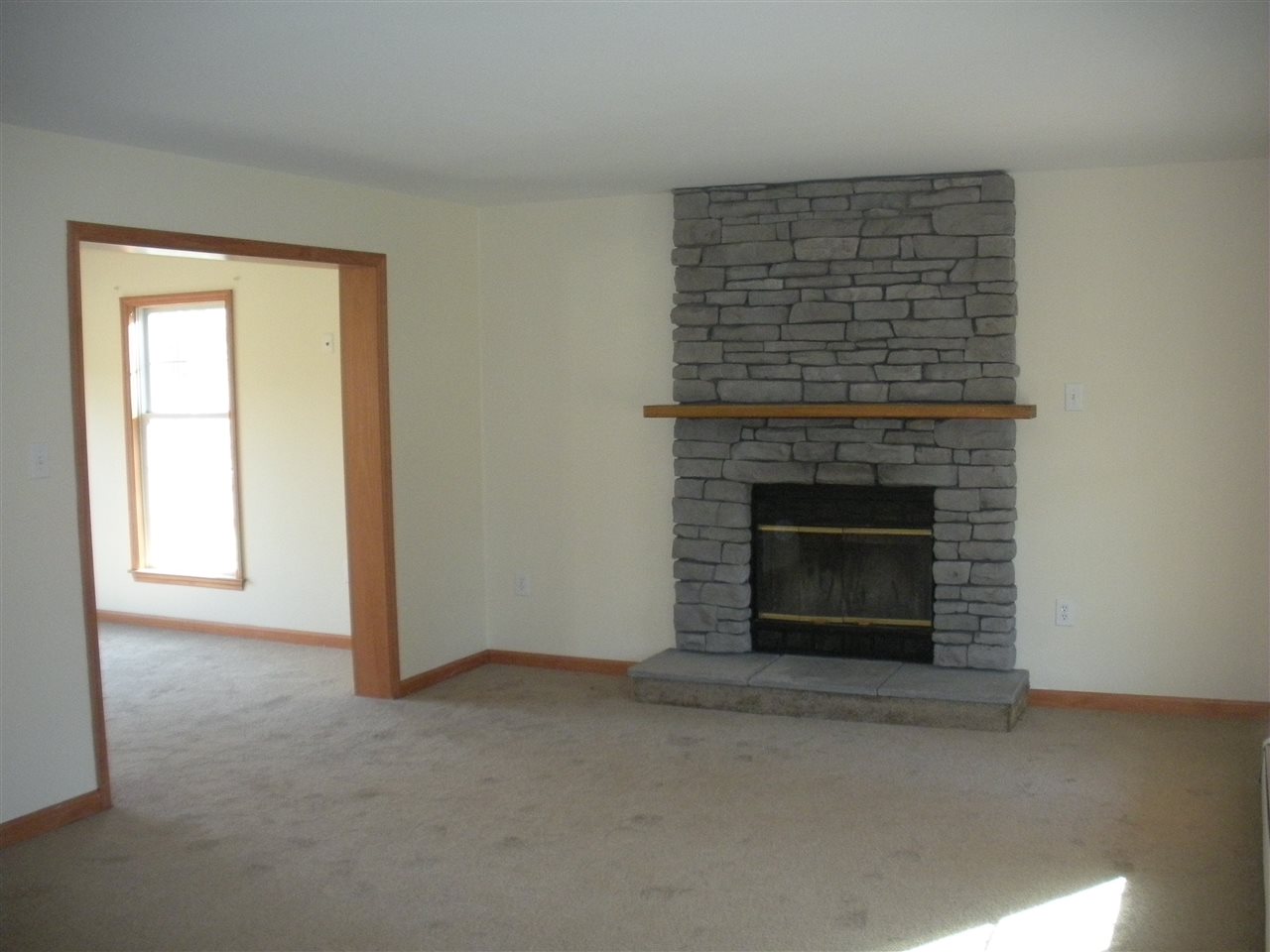 41 Bedford Rd, Merrimack, NH 03054