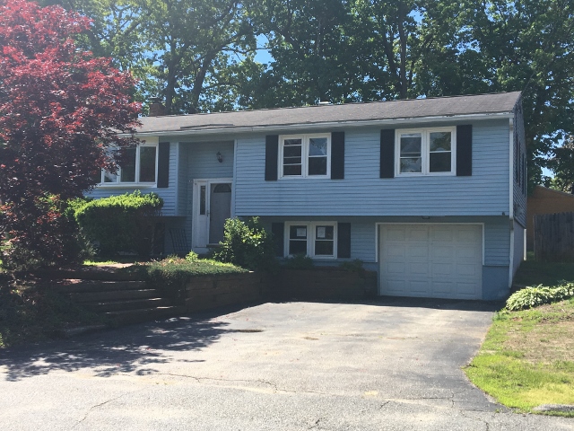 5 Waltham DrNashua, NH, 03060Hillsborough County