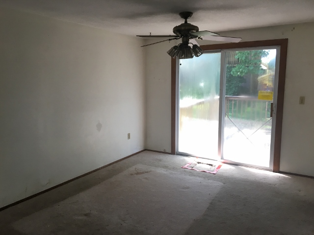 5 Waltham DrNashua, NH, 03060Hillsborough County
