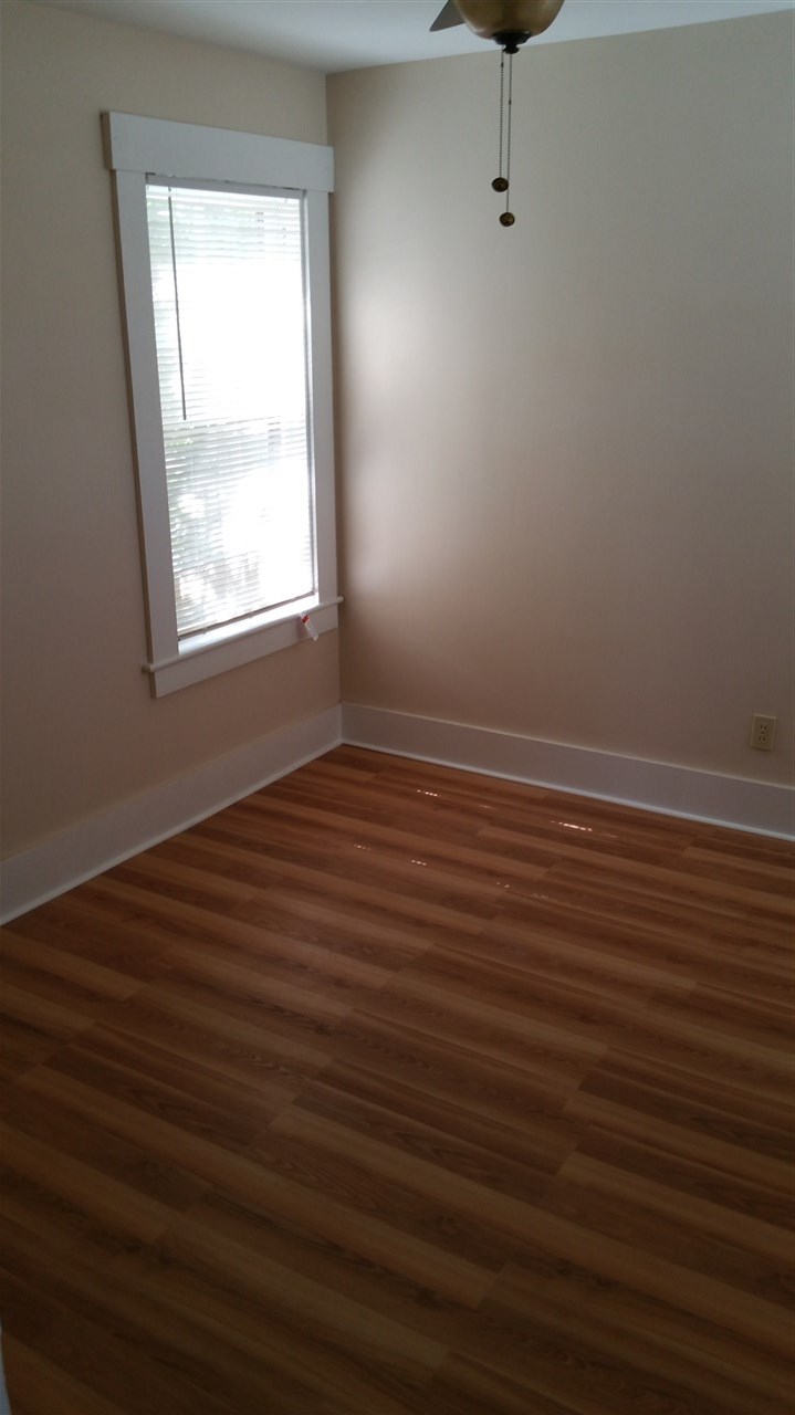 137 Chestnut Street, Nashua, NH 03060