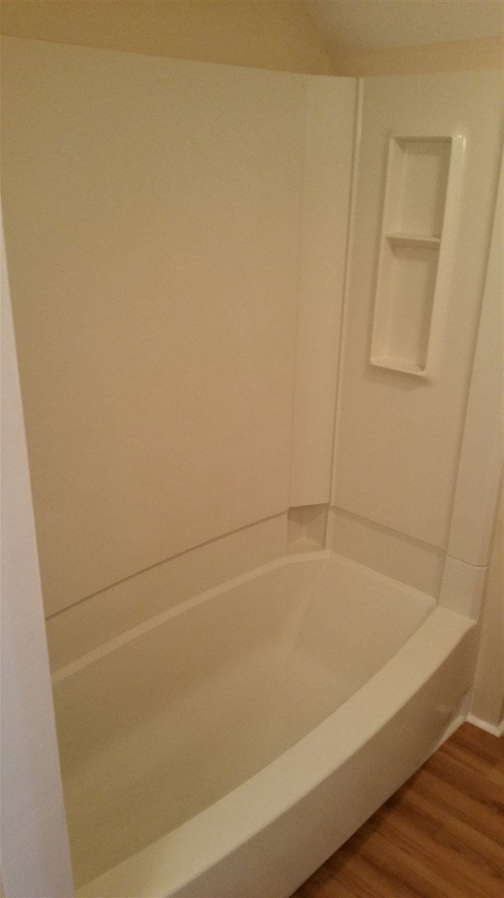 137 Chestnut Street, Nashua, NH 03060