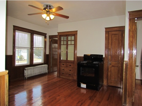 82 1/2 Allds Street, Nashua, NH 03060