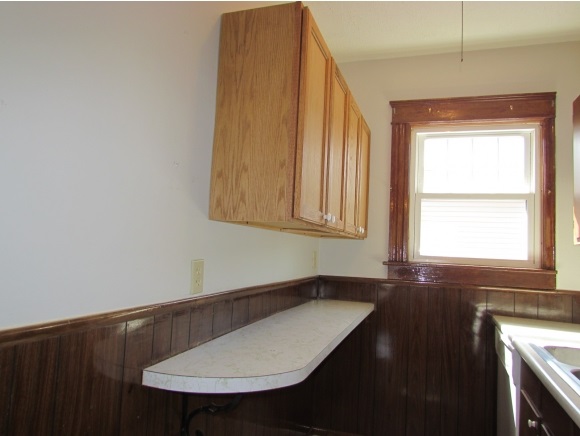 82 1/2 Allds Street, Nashua, NH 03060