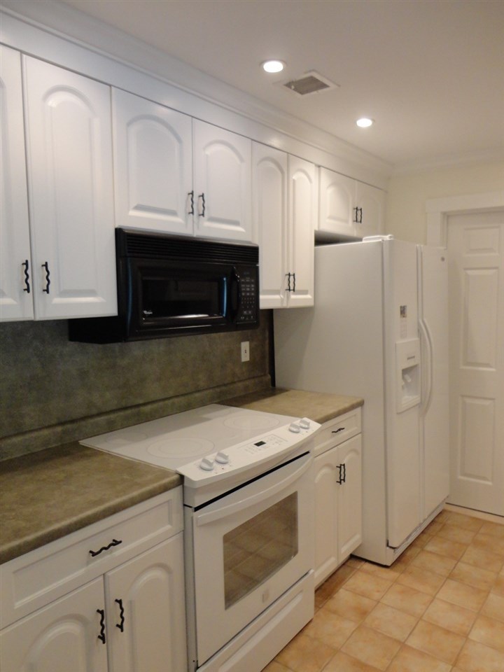 20-101 Ledgewood Hills Drive, Nashua, NH 03062
