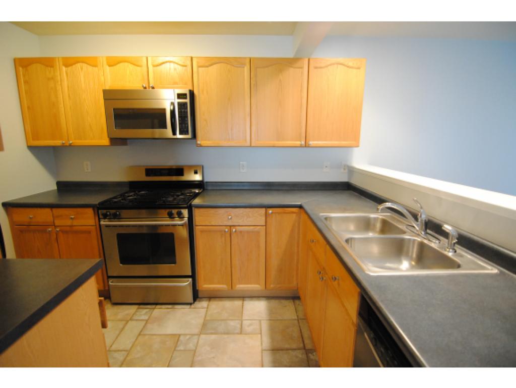 74 Barrington Ave Avenue, Nashua, NH 03062