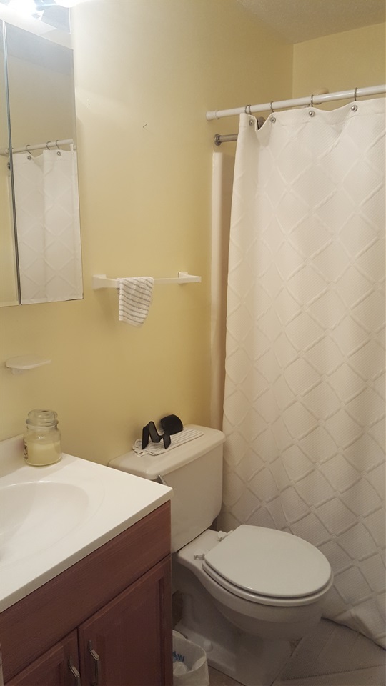 4 New Haven, Nashua, NH 03063