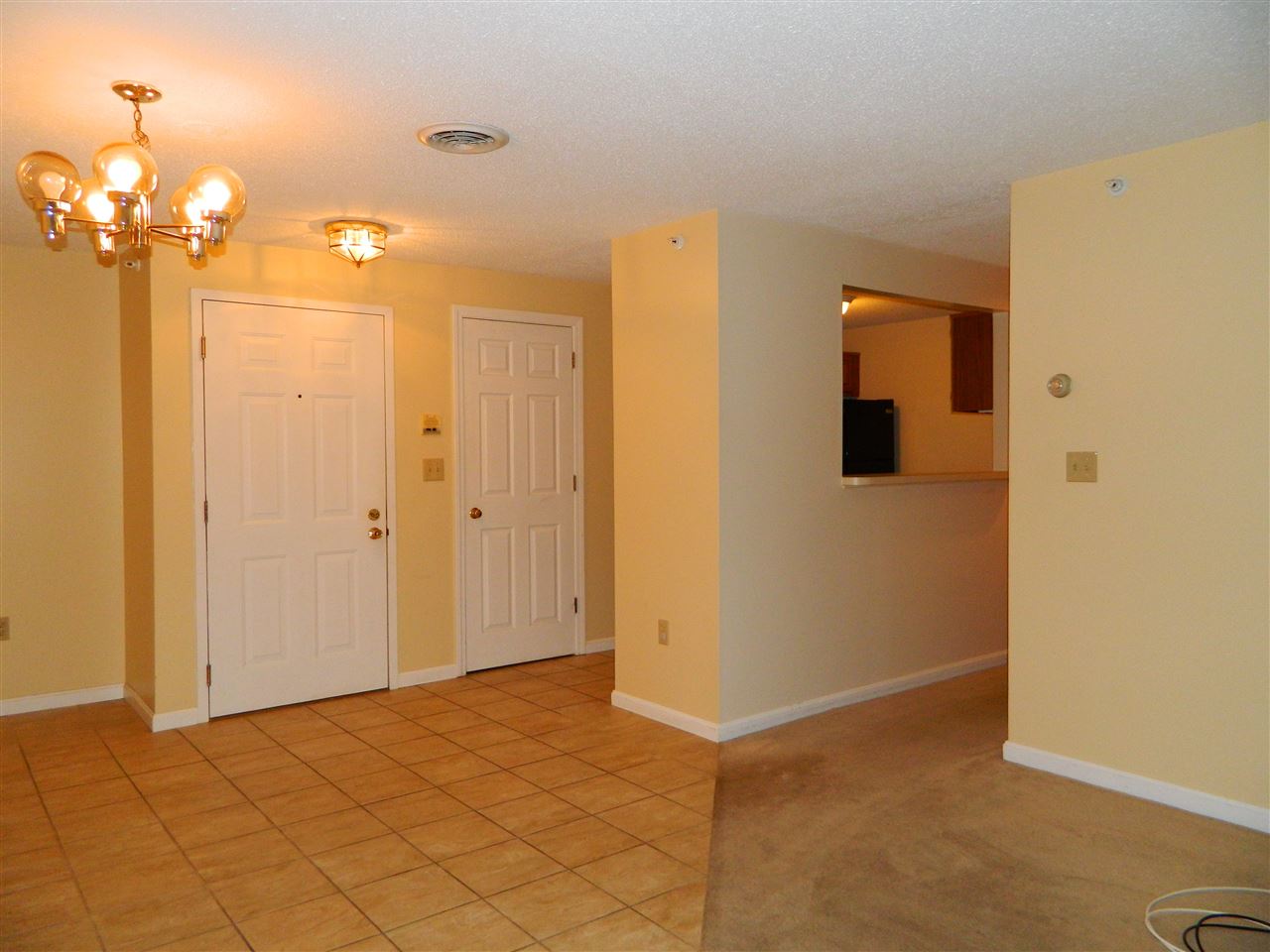 9 Bartemus Trail, Nashua, NH 03063