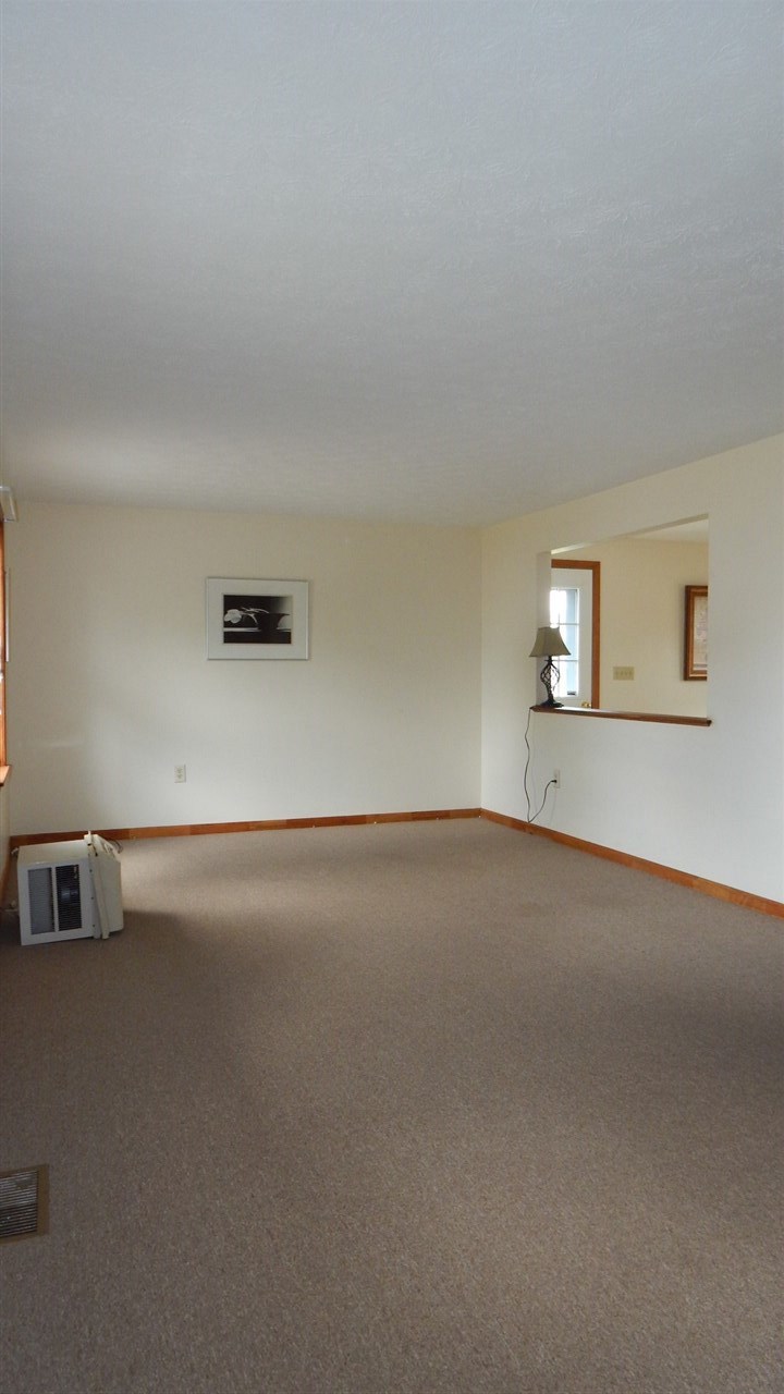 2 High Pine Avenue, Nashua, NH 03063