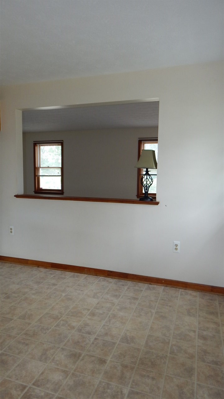 2 High Pine Avenue, Nashua, NH 03063
