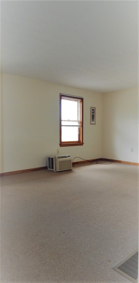 2 High Pine Avenue, Nashua, NH 03063
