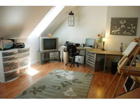 10 Salisbury Road, Nashua, NH 03064