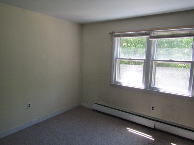 5 Pierce RdRaymond, NH, 03077Rockingham County