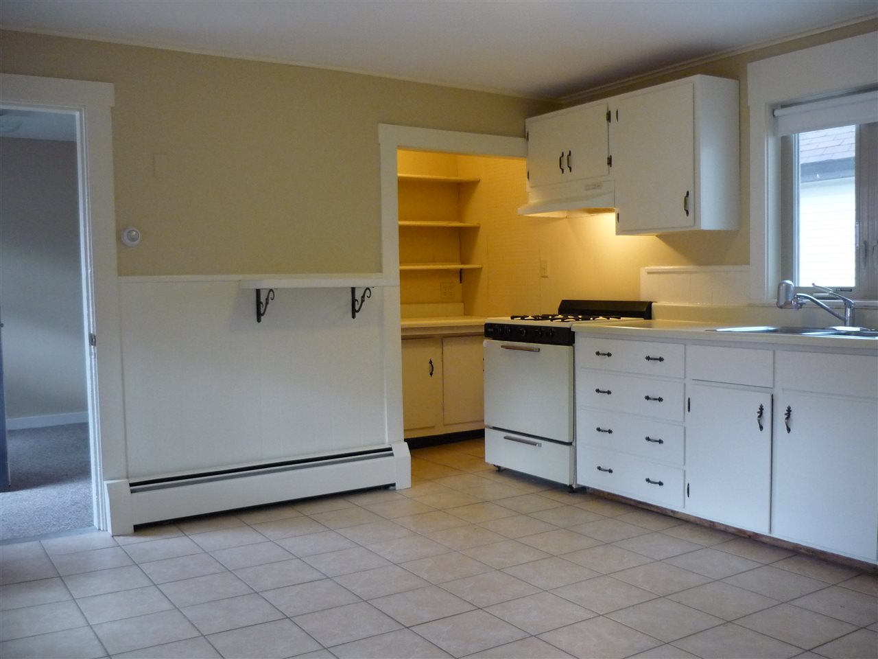 113 East Broadway, Salem, NH 03079