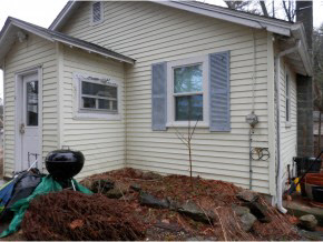 4 Oak St, Windham, NH 03087