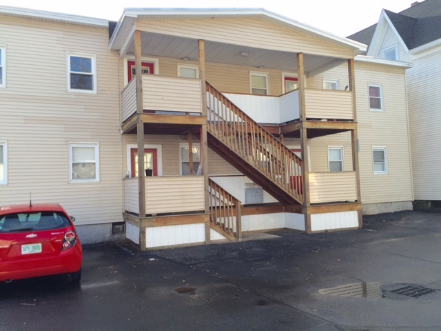 25 Walker Street, Manchester, NH 03102