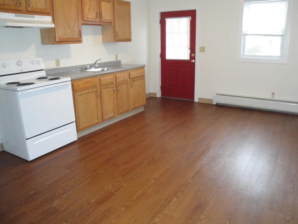 25 Walker Street, Manchester, NH 03102