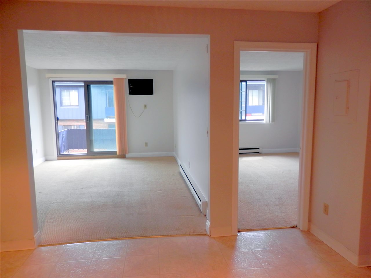 64 Dunbarton Road, Manchester, NH 03102