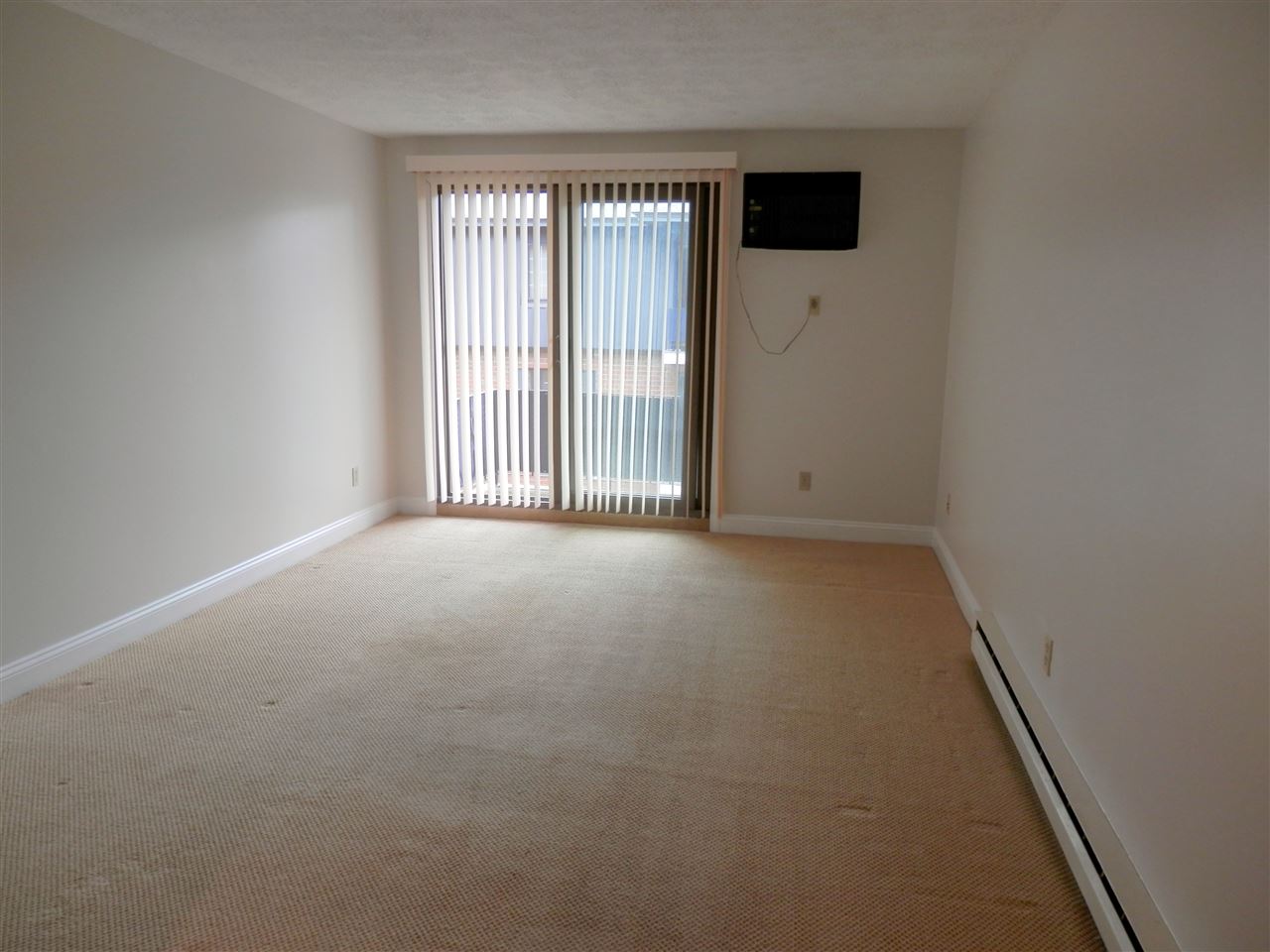 64 Dunbarton Road, Manchester, NH 03102