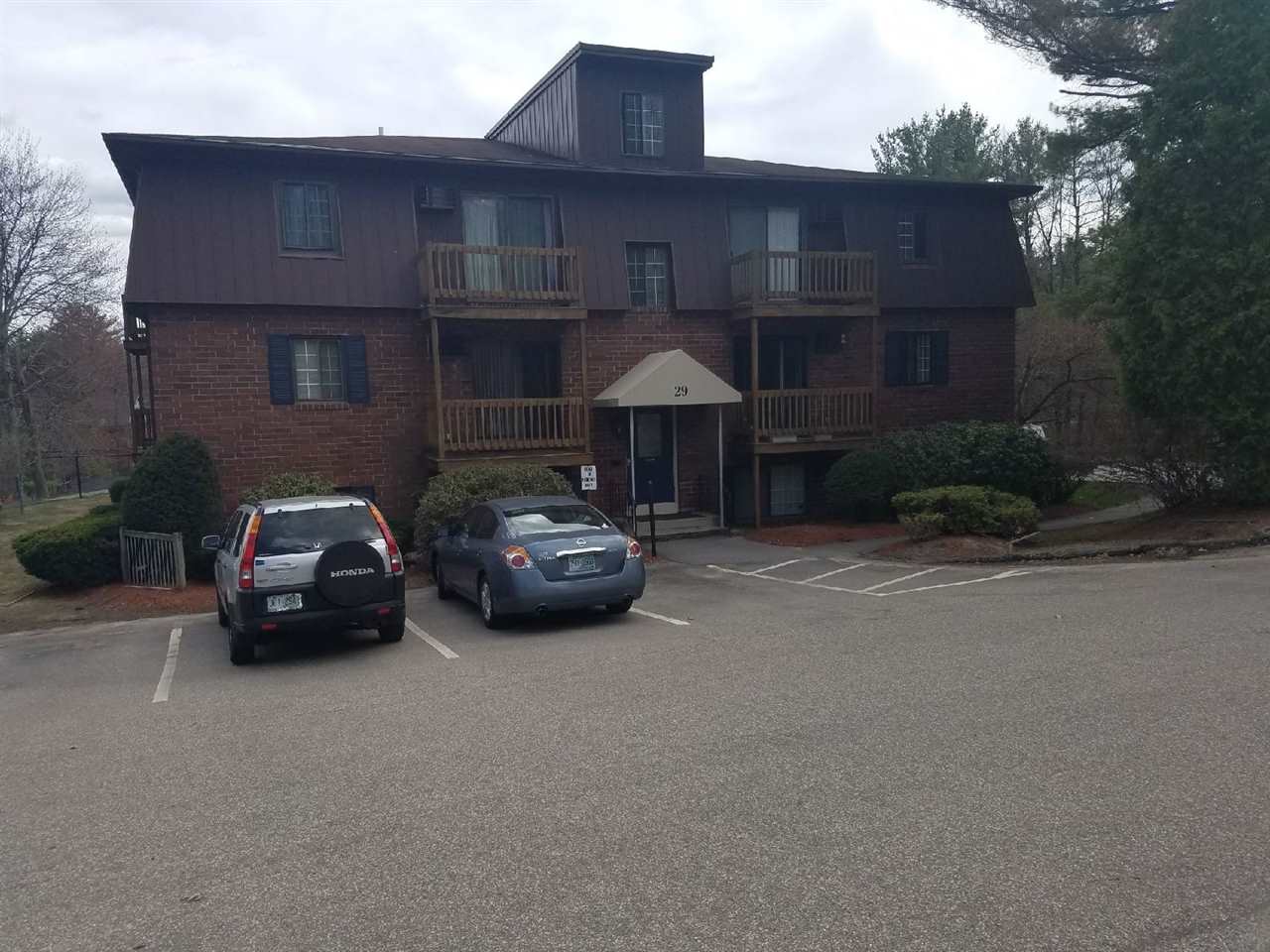 29 Old Hackett Hill Road, Manchester, NH 03102