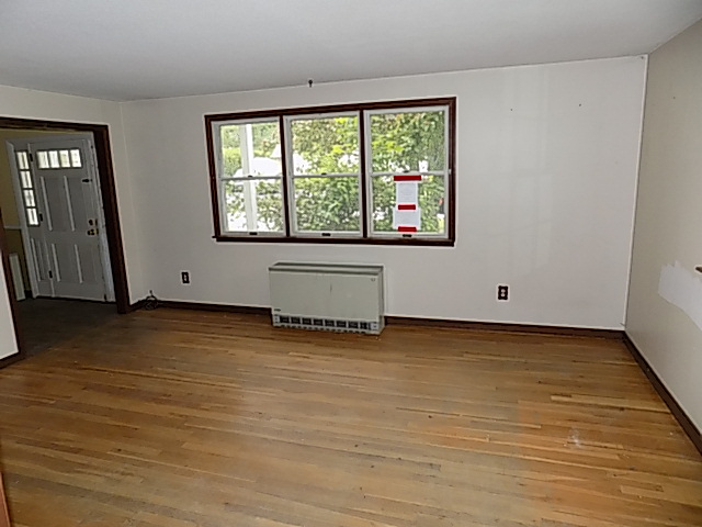 56 Woodgate CtManchester, NH, 03103Hillsborough County