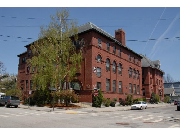 124 Orange St, Manchester, NH 03103