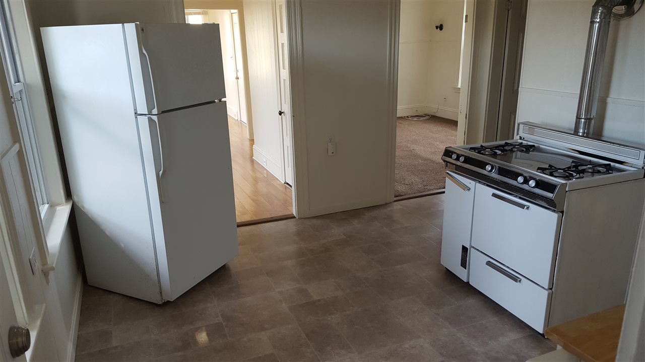 64 Dearborn Street, Manchester, NH 03103