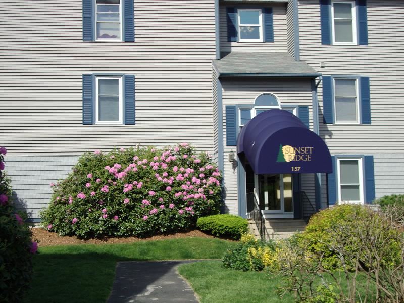 163 Eastern Ave, Manchester, NH 03103