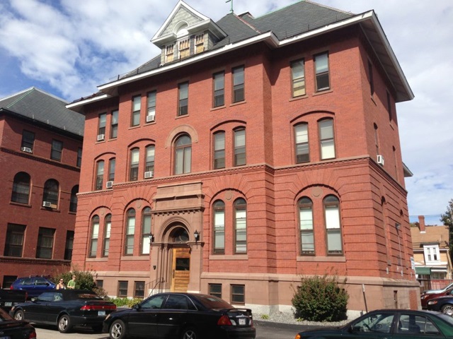 521 Pine Street, Manchester, NH 03103