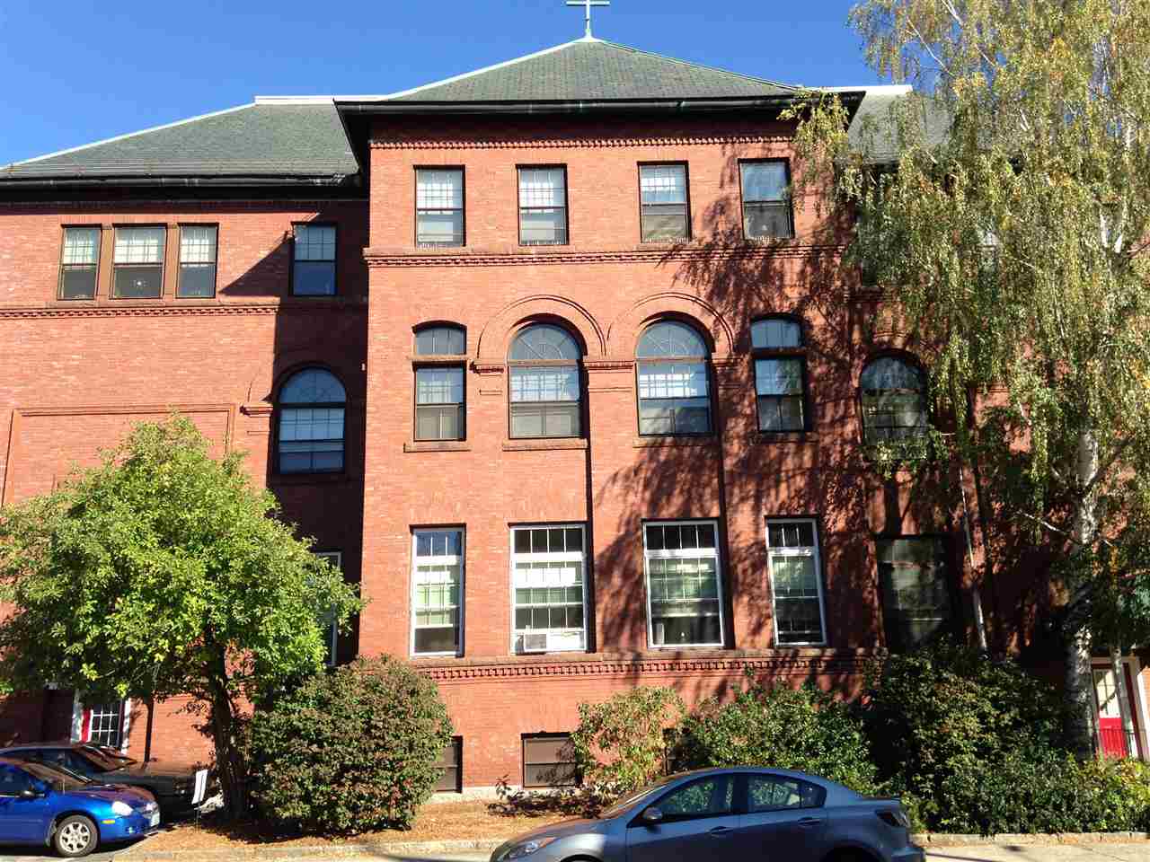 521 Pine Street, Manchester, NH 03103