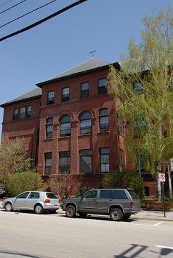 521 Pine Street, Manchester, NH 03103