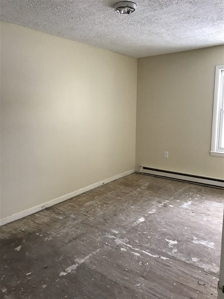 184 Cedar Street, Manchester, NH 03103