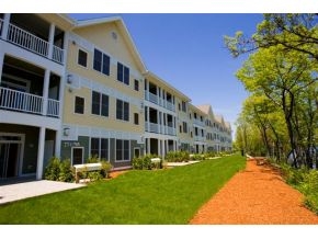55 Riverfront Drive, Manchester, NH 03104