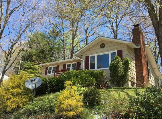 245 Pickering StreManchester, NH, 03104Hillsborough County