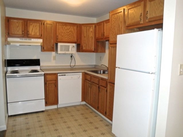 3951 Old Brown Avenue, Manchester, NH 03105