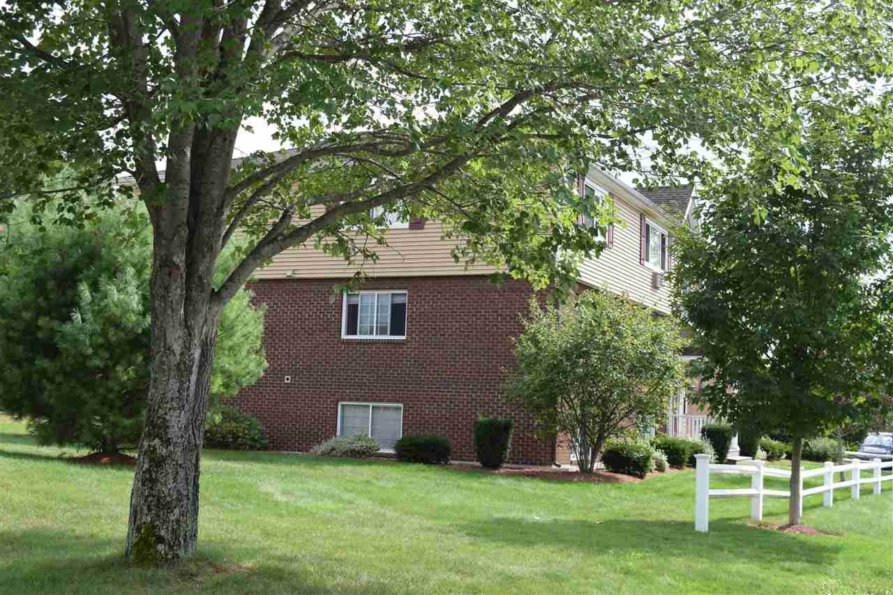3911 Old Brown Avenue, Manchester, NH 03105