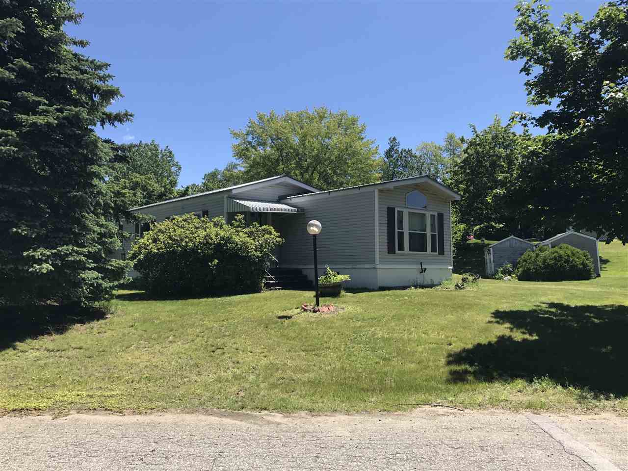 29 Katie Lane, Hooksett, NH 03106