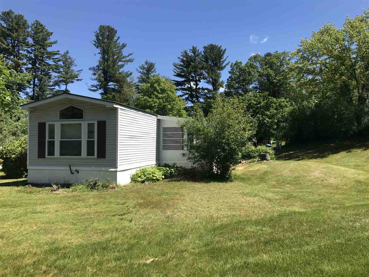 29 Katie Lane, Hooksett, NH 03106