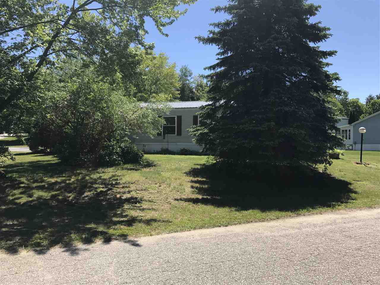 29 Katie Lane, Hooksett, NH 03106
