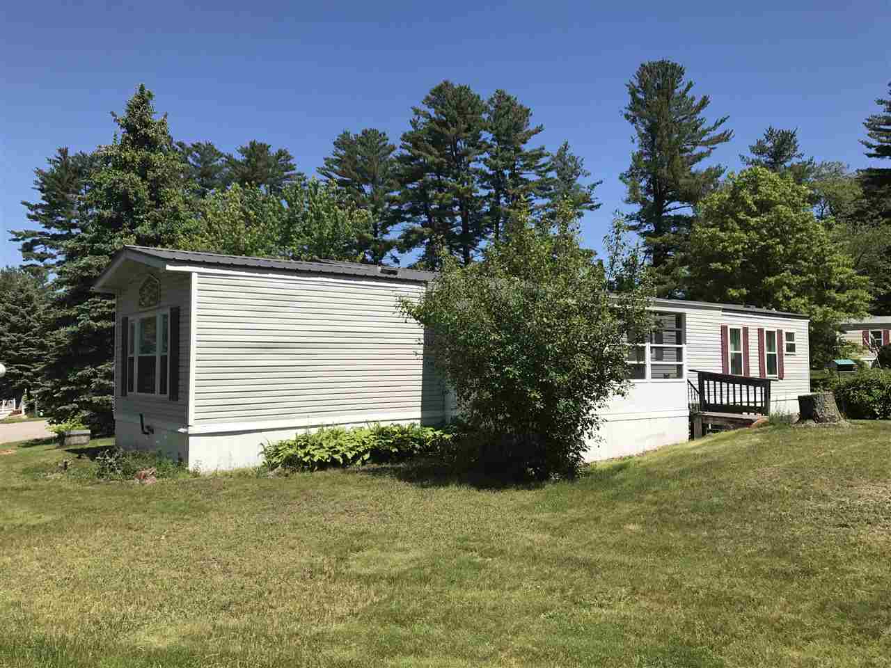 29 Katie Lane, Hooksett, NH 03106